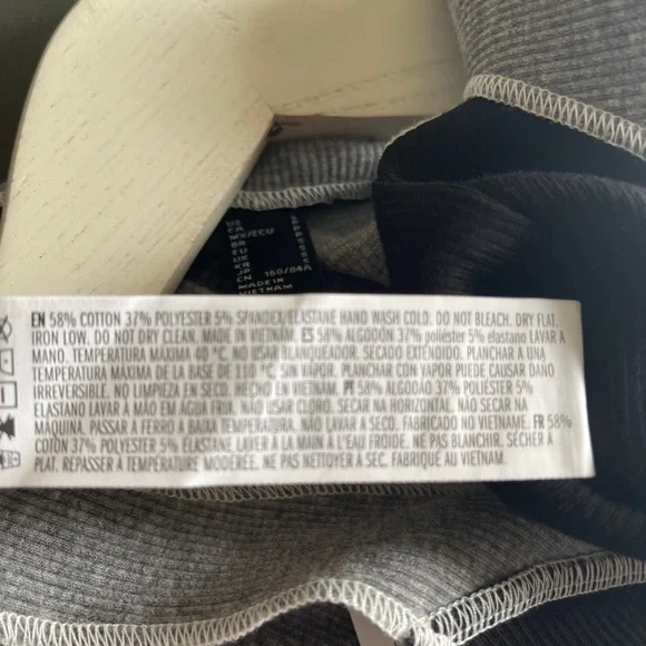 Forever 21 Women’s Knit Gray Black Green Lace Front Tank Top - Picture 7 of 9